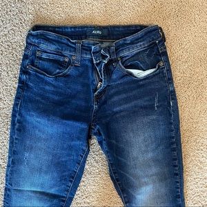 boys aeropostale 27/28 skinny jeans.